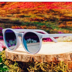 NEW IN BOX Goodr Circle G Sunglasses La Vie en Violette Light Blue Polarized